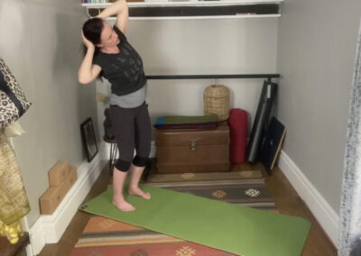 Video 63 : Standing Pilates series (40 minutes)